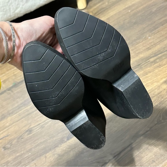 Eileen Fisher - Liza Nubuck Leather Ankle Strap Pumps - Black - 9 - Picture 5 of 6